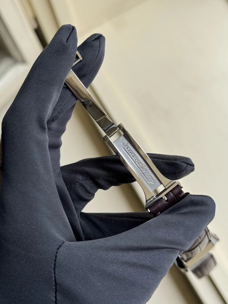 Jaeger-LeCoultre Reverso Grande Date GMT